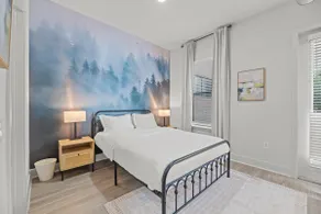 1BR | FREE Parking | Near AAC | 333 - Image 3