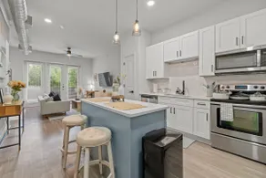 1BR | FREE Parking | Near AAC | 333 - Image 4