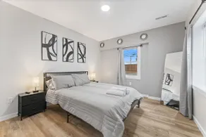 Modern Carriage Home:Near Dulles Airport sleeps 6 - Image 3