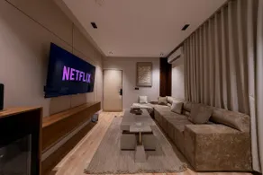 B1 | 1BR Apartment - Image 2