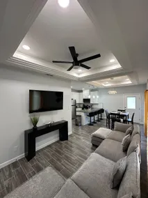 Charming 3BR APT | Great Location | Fast WIFI - Image 2
