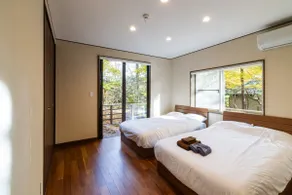 Sauna & BBQ included, a 1000 sqm rental house in the vast forest of Karuizawa - Image 5