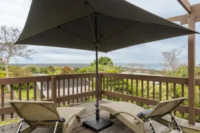 McRae Hillside Terrace—Panoramic Family Living - Image 3