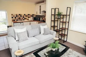 Large Apartments next to East Midlands Airport with Free Gated Parking! - Image 5