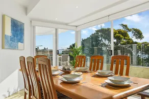 Modern Seafront Luxury, Steps from the Beach - Image 4
