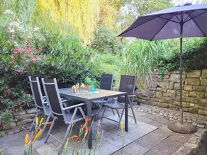 Family oasis with garden between city & lake #3 - Image 3