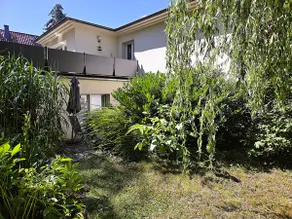 Family oasis with garden between city & lake #3 - Image 2