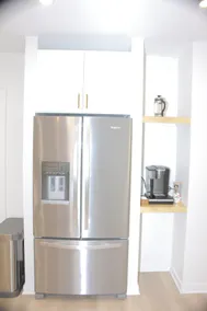 Remodeled 3BR • Near NYC • Walk to Train + Parking - Image 2