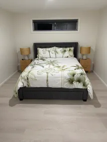 Tranquil 2 bedroom sleepover on Premier St - Image 4
