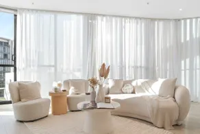 Bouclé Haven Two Bedroom Apartment with Sunset Skyline Views and Parking - Image 2