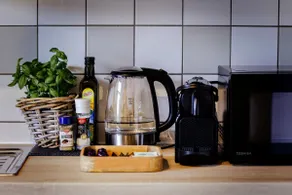 Stylish accommodation for 4 - Wi-Fi + kitchen - Image 5