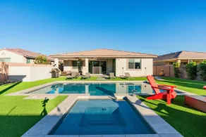 The One Glendale Pool & Spa State Farm - Image 4