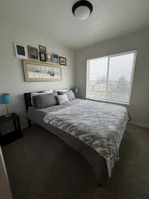 Cozy Duplex in Woodburn - Image 5