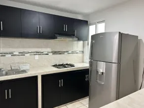 Cozy apartment, centrally located, parking. - Image 3