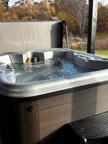 Stockton LAKE -CABIN: HOT Tub & Outdoor TV! - Image 4