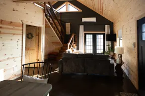 Stockton LAKE -CABIN: HOT Tub & Outdoor TV! - Image 3
