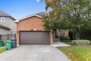 Unwind in Bolton~Bright, Clean & Peaceful 4BR Stay - Image 5
