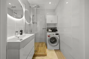 Serenity Lux Apartment - Image 2