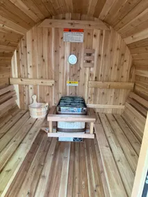Cozy spa getaway w/sauna, hot tub &massage chair - Image 5