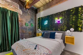 Modern 2BR | Near Beale St | Gym & Arcade - Image 4