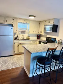 The Bluffside Bungalow on the South Side La Crosse - Image 3