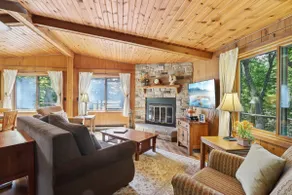 The Dells Lakeside Dream - A Waterfront Property - Image 2
