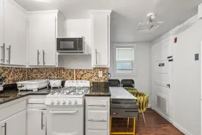Sleep 24,Large Home near DC/4 Kitchens/driveway - Image 5
