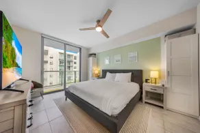 Bay View Miami Condo with Pool, Gym & Parking - Image 5
