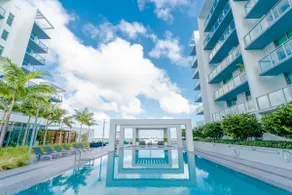 Bay View Miami Condo with Pool, Gym & Parking - Image 2