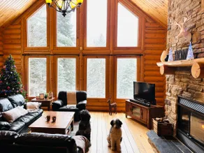 Chal'Heureux · Private spa, firepit & log cabin - Image 3