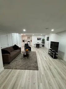 Cozy Private Basement Suite in NW Calgary - Image 3