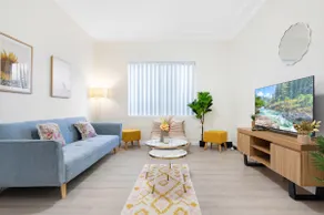 Sydney 4 bedhouse all room with Aircon cls Burwood - Image 3