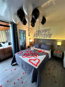 Private Jacuzzi + Breakfast | Romantic Getaway - Image 5