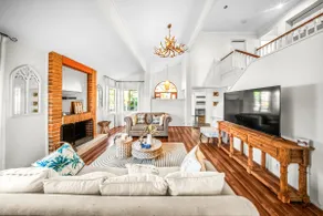 Luxe Escape Modern Family Home with Private Patio - Image 2