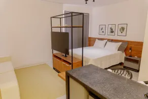 Modern Studio • Fully Equipped • Excellent Location - Image 3