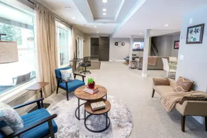 Dream Family Stay w/ King Bed & Home Theatre - Image 4