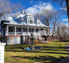 Private Gallatin Riverfront Retreat in Bozeman MT - Image 2