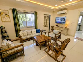 Modern 2400ft² 3BHK: Rooftop Garden+ Lift +Parking - Image 2
