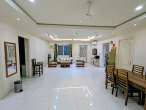 Modern 2400ft² 3BHK: Rooftop Garden+ Lift +Parking - Image 5