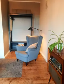 33 m²• Retro Flat • Free Courtyard Parking - Image 5