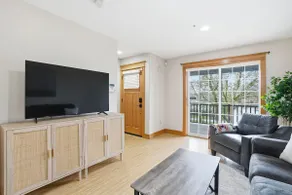 Downtown Hillsboro Townhome - Image 4