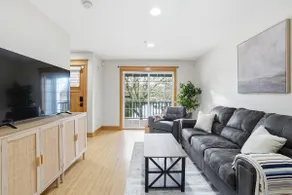 Downtown Hillsboro Townhome - Image 3