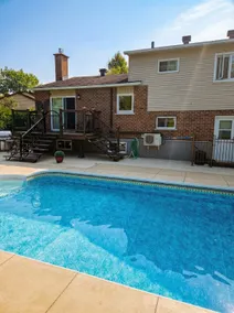 Stylish 3BR w/Big Tub, Swimming Pool& Free Parking - Image 5