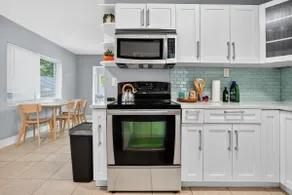 Oasis on 3rd | Minutes to Beach & Las Olas - Image 3