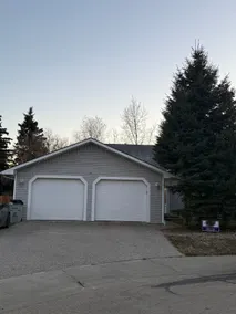 Whitecourt Guesthouse - Image 2