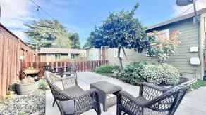 Large New Modern Guest House + Laundry + Garden - Image 2