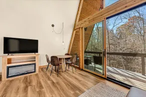 Dogwood Den-Forest Views-A frame-Near Bentonville - Image 3