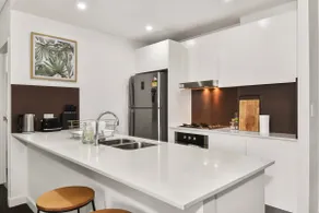 Chic 3Bd2Bth Apt Close 2 Parramatta Train CBD Shop - Image 4