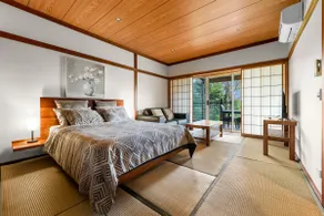 Zen Escape | Tatami, Pool Table & Arcade - Image 2