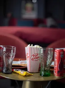 CinemaRoom Auterive Suite cinéma privée Love Room Netflix proche Toulouse - Image 3